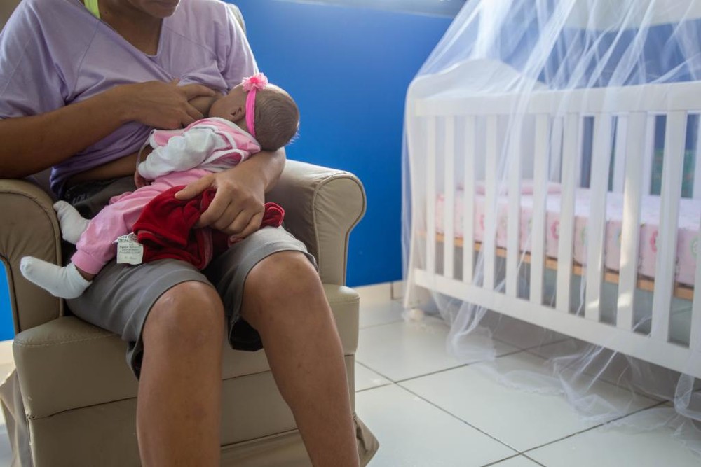 Presos constroem espaço de amamentação para detentas da penitenciária feminina de MT